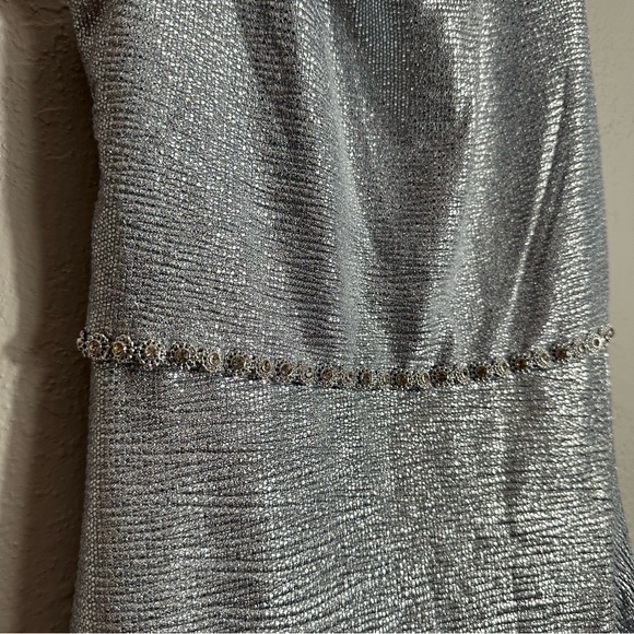 Girls blue & silver holiday dress, sleeveless, Ruffled hem, size 10, Speechless - Picture 3 of 6